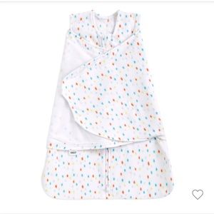 Halo | Small 3-6 month Baby Fleece Confetti Velcro Swaddle